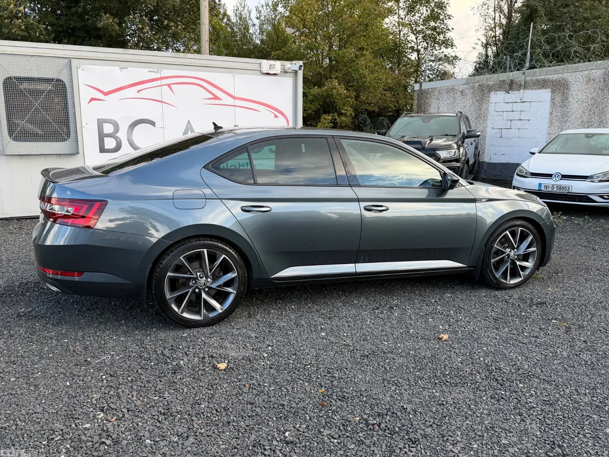 Skoda Superb Saloon, Diesel, 2018, Grey