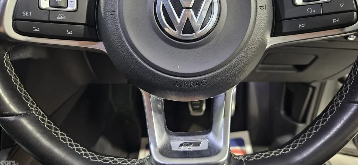 Volkswagen Passat Saloon, Diesel, 2015, Silver