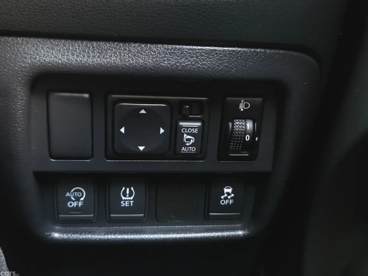 Nissan Juke SUV, Diesel, 2019, White