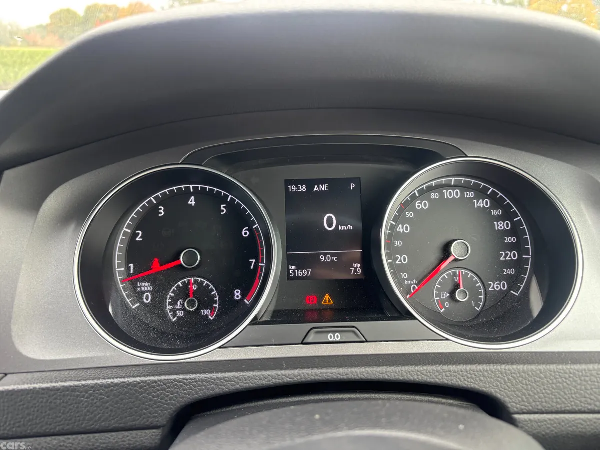 Volkswagen Golf Hatchback, Petrol, 2015, Silver