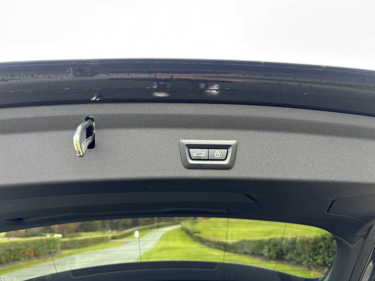BMW 1-Series Hatchback, Diesel, 2022, Black