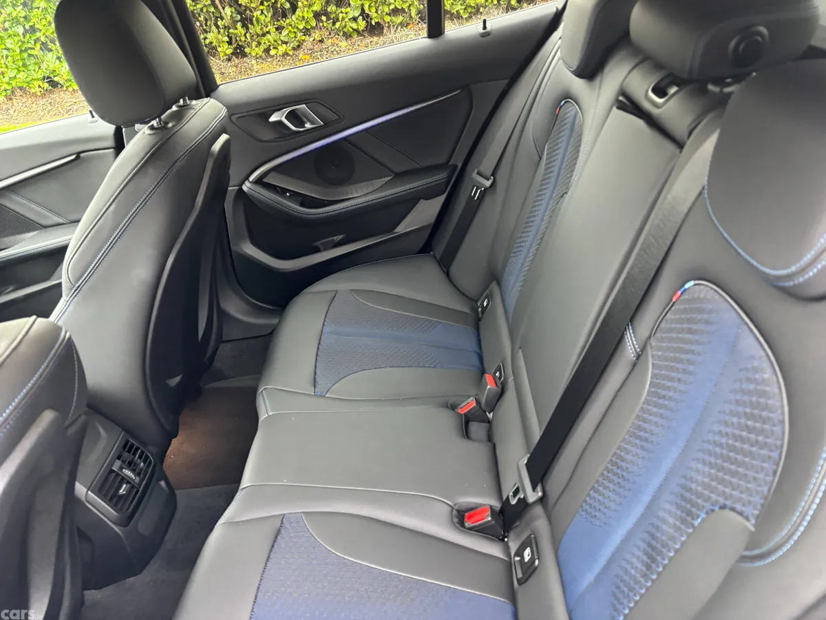BMW 1-Series Hatchback, Diesel, 2022, Black