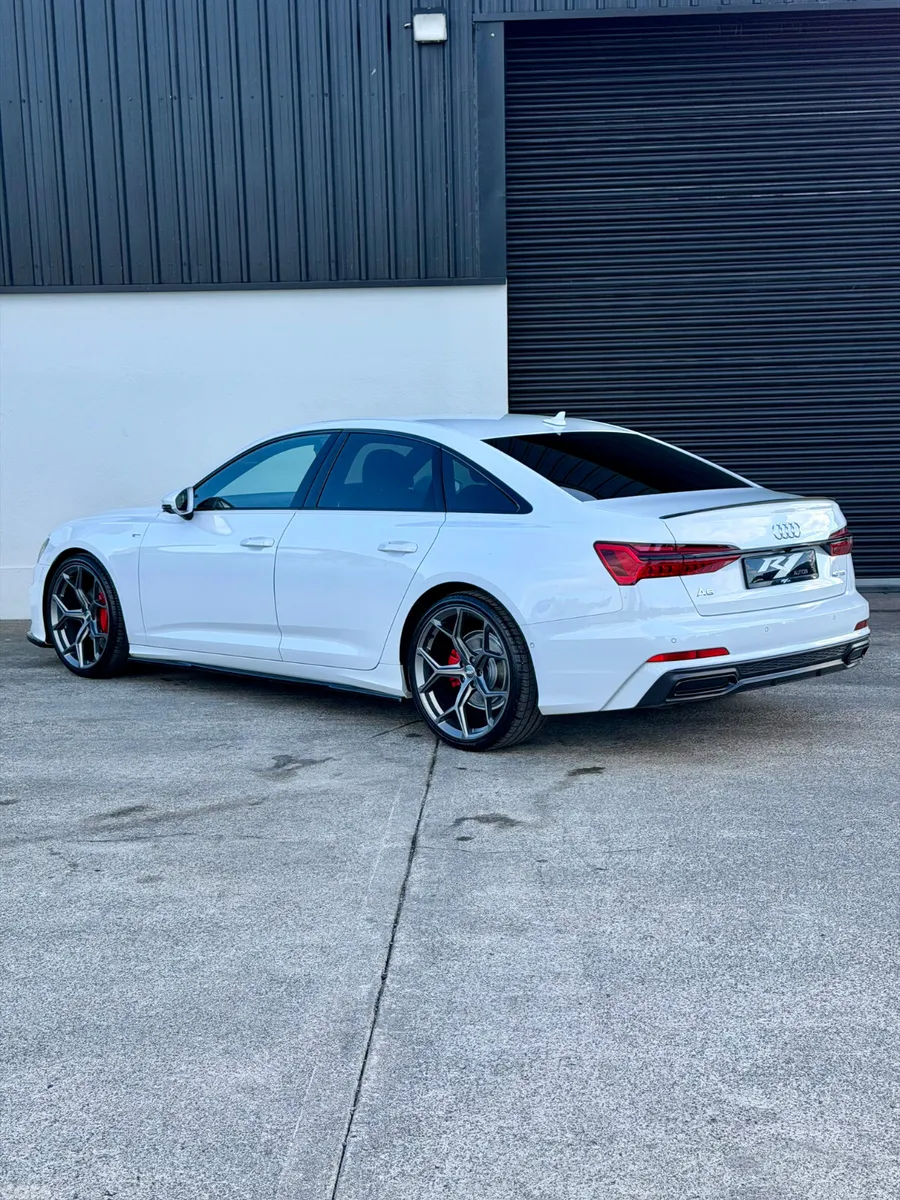 Audi A6 Saloon, Diesel, 2019, White