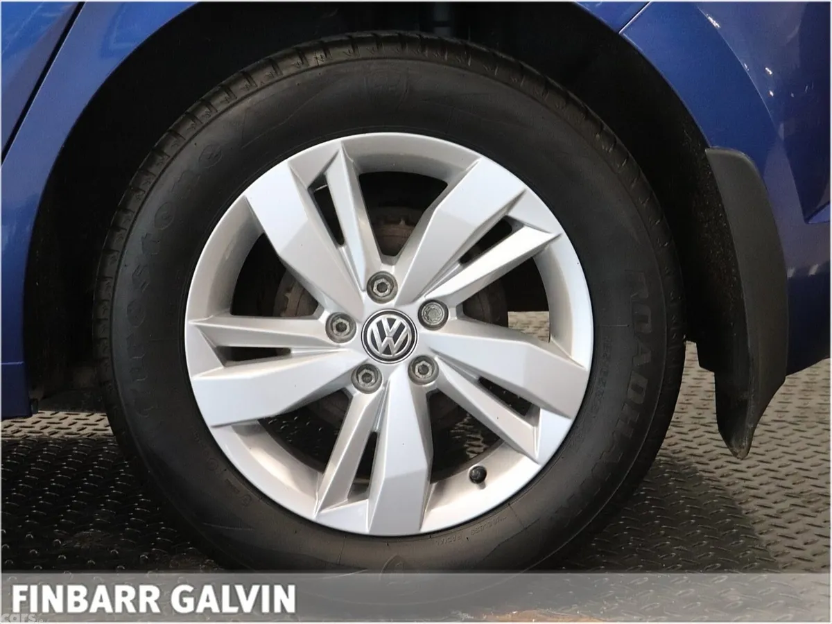 Volkswagen Polo Hatchback, Petrol, 2020, Blue