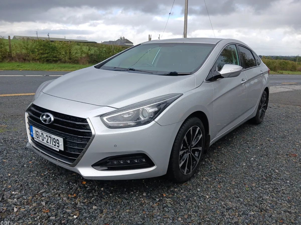Hyundai i40 Saloon, Diesel, 2016, Silver