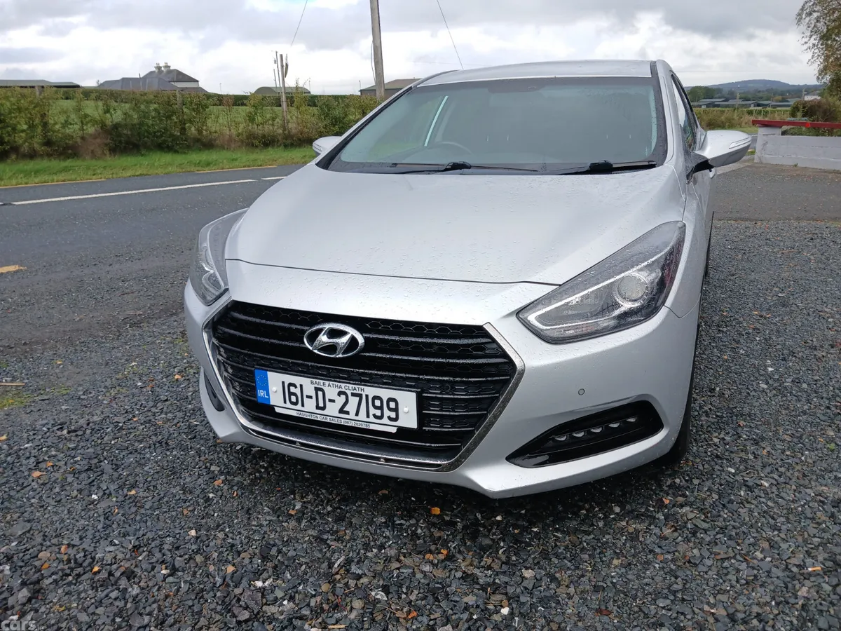Hyundai i40 Saloon, Diesel, 2016, Silver