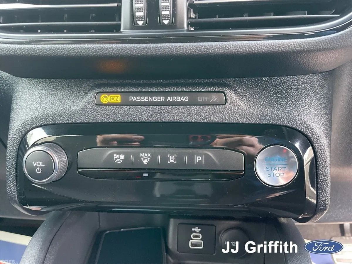 Ford Kuga SUV, Petrol Plug-in Hybrid, 2024, Black