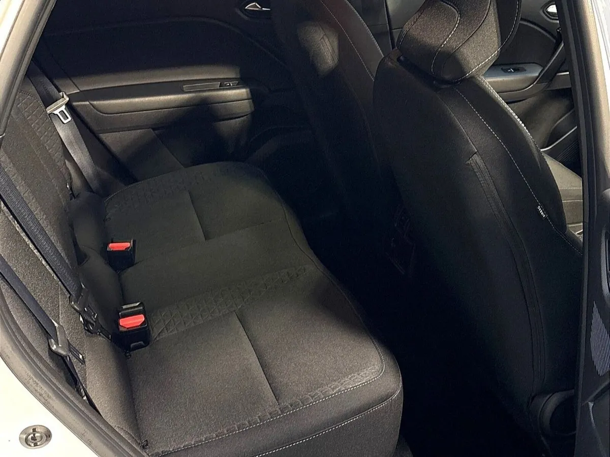 Renault Captur Hatchback, Petrol Hybrid, 2026, White