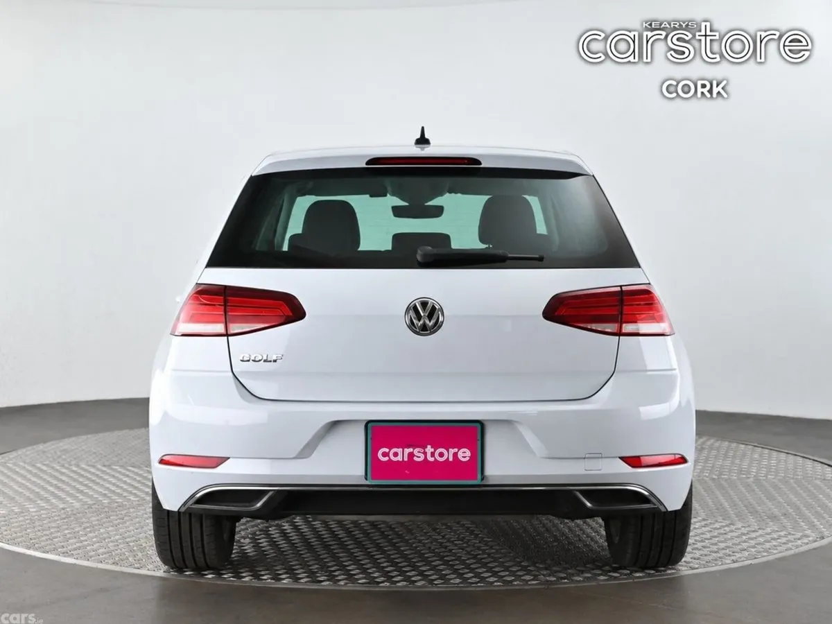 Volkswagen Golf Hatchback, Petrol, 2018, White