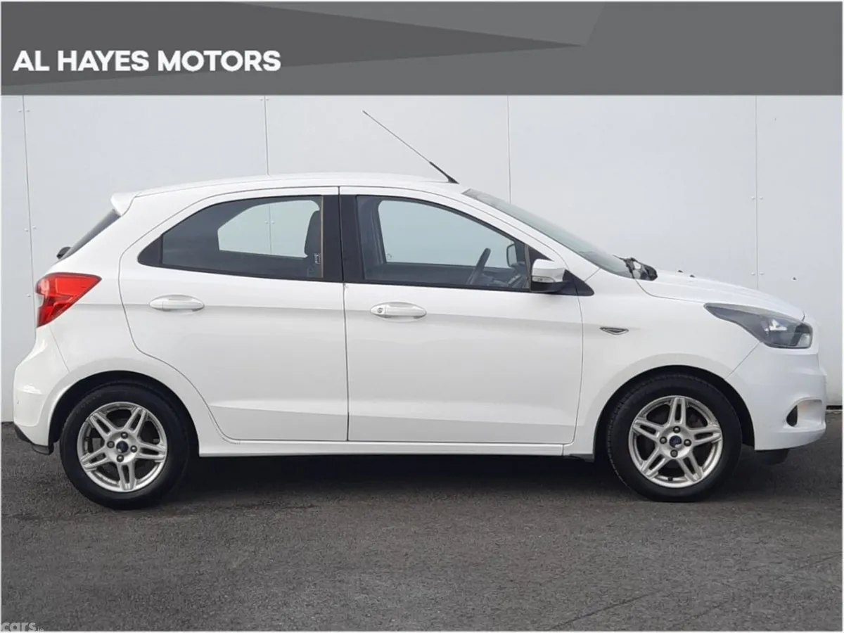 Ford KA Hatchback, Petrol, 2017, White