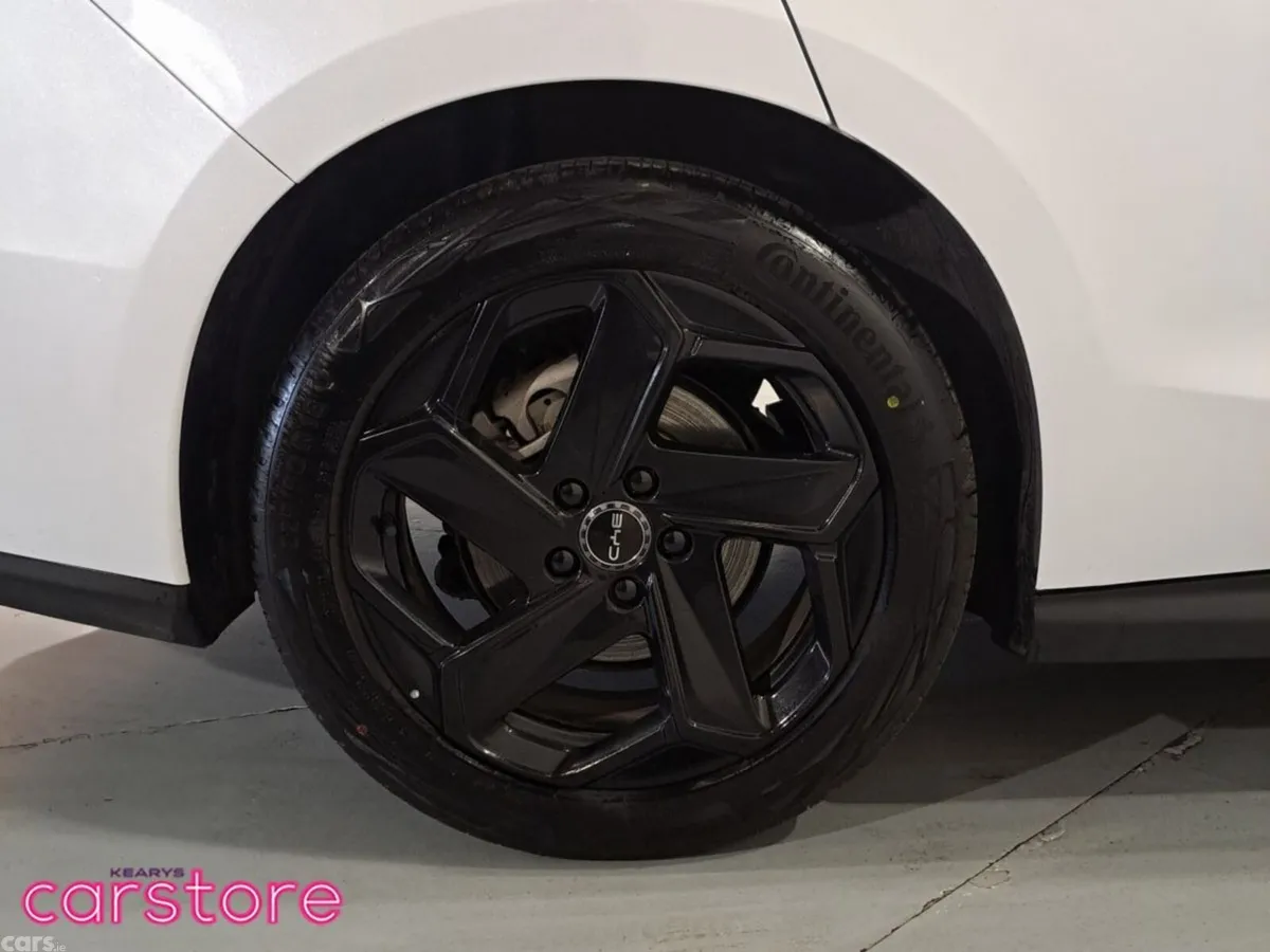 BYD Seal 6 Saloon, Petrol Plug-in Hybrid, 2026, White