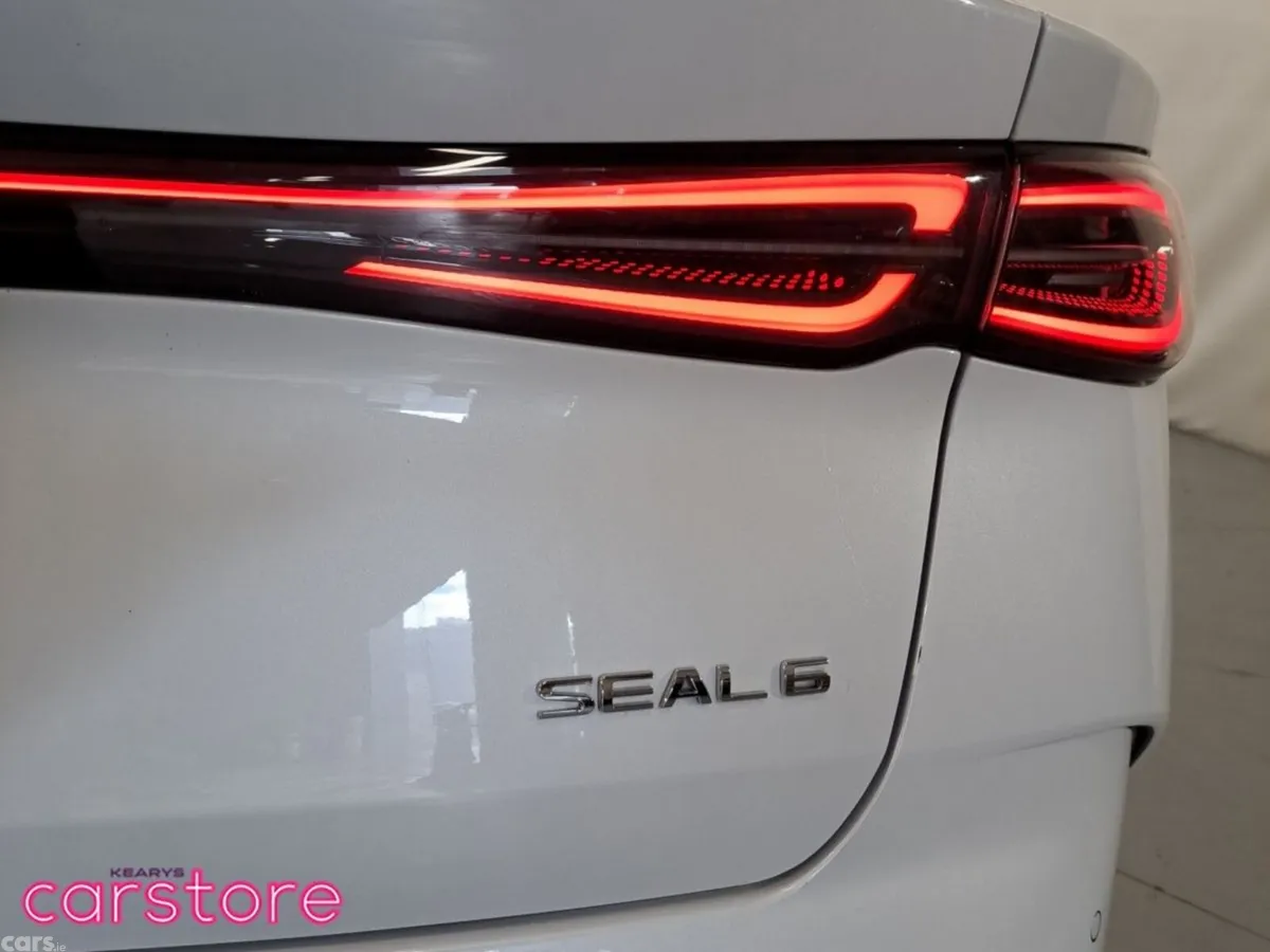 BYD Seal 6 Saloon, Petrol Plug-in Hybrid, 2026, White