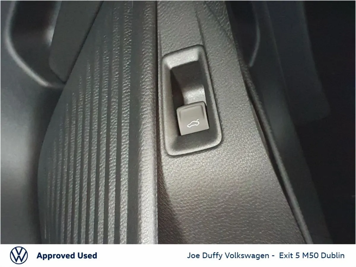 Volkswagen ID.4 Estate, Electric, 2026, Grey
