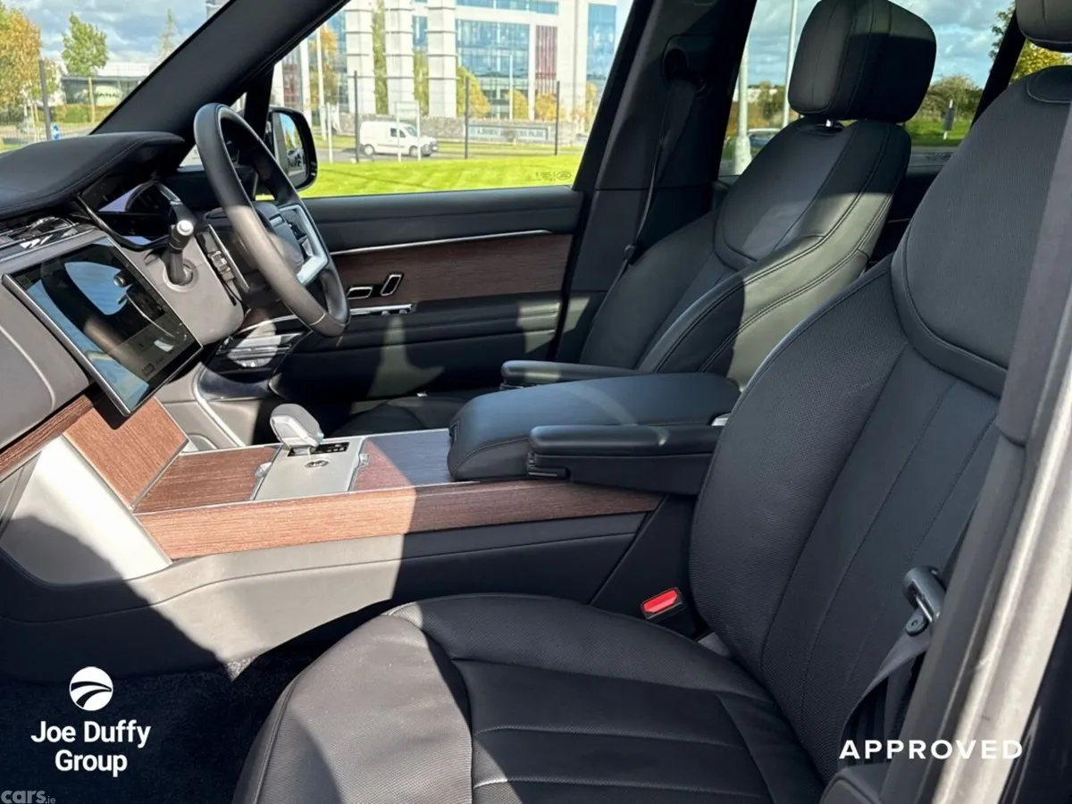 Land Rover Range Rover SUV, Petrol Plug-in Hybrid, 2024, Grey