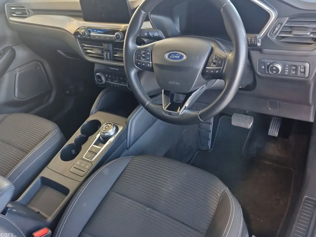Ford Kuga SUV, Petrol Hybrid, 2022, Blue