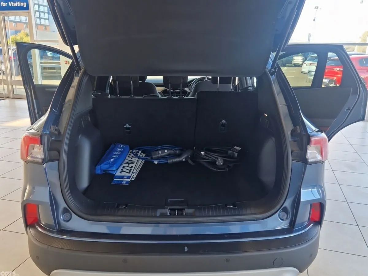 Ford Kuga SUV, Petrol Hybrid, 2022, Blue