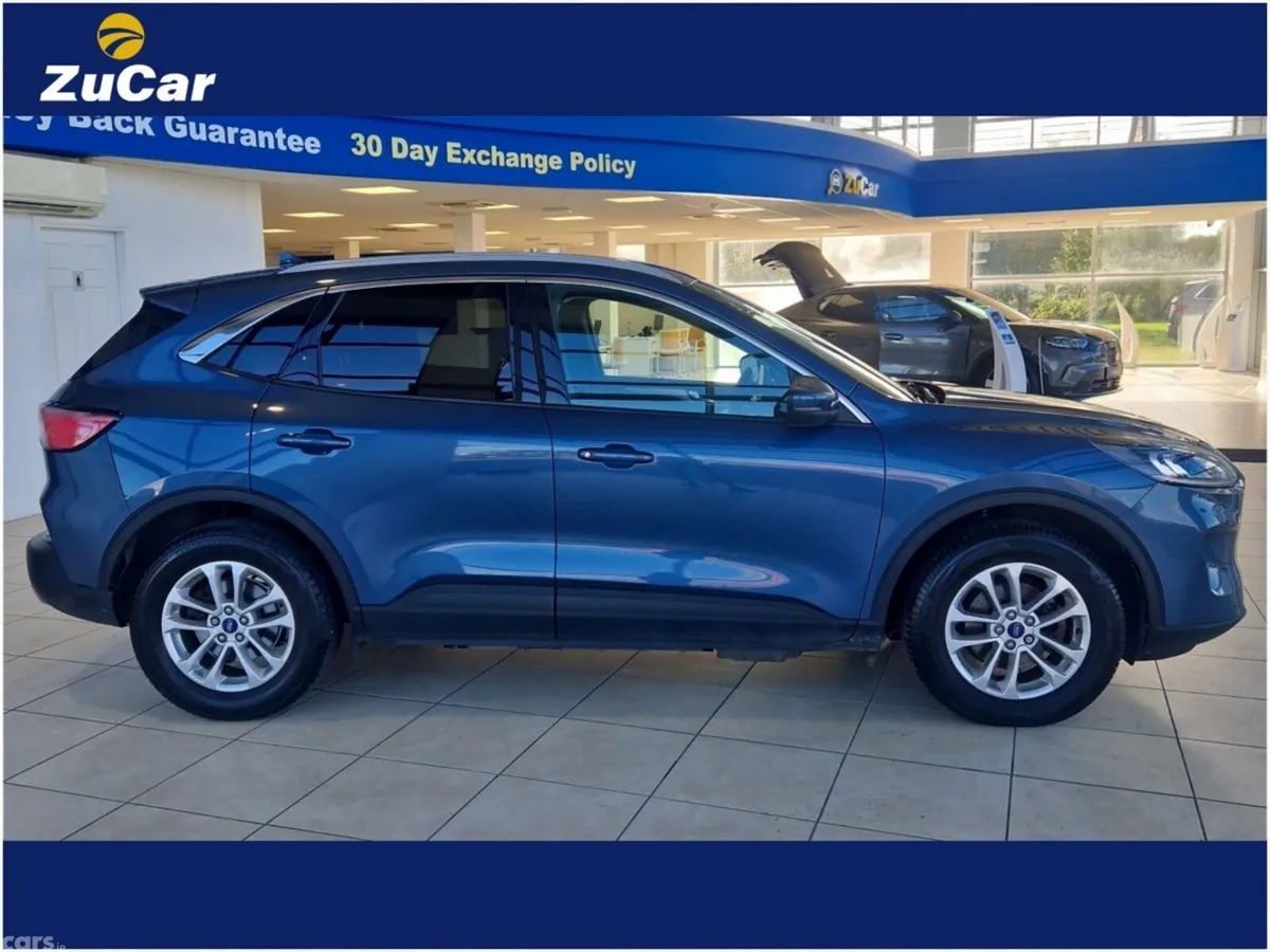 Ford Kuga SUV, Petrol Hybrid, 2022, Blue