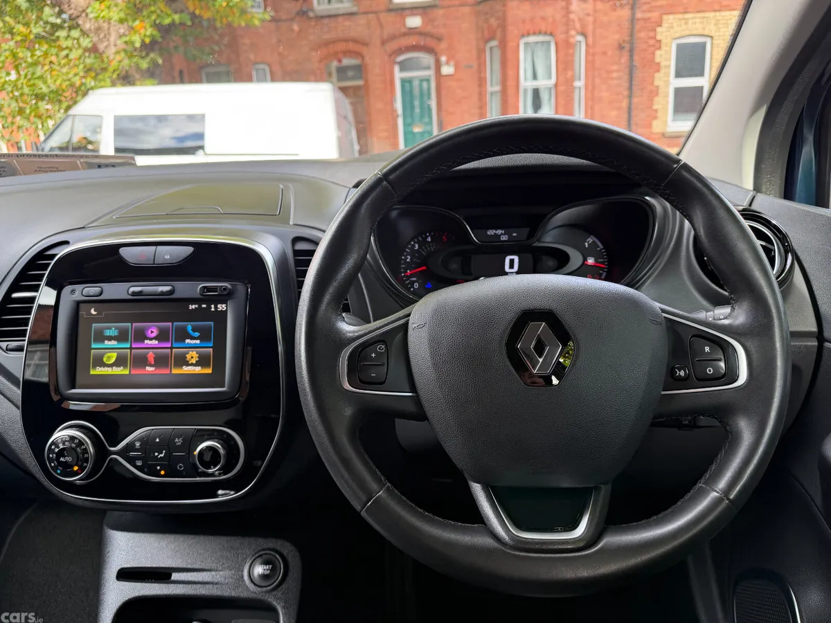 Renault Captur Hatchback, Diesel, 2019, Blue