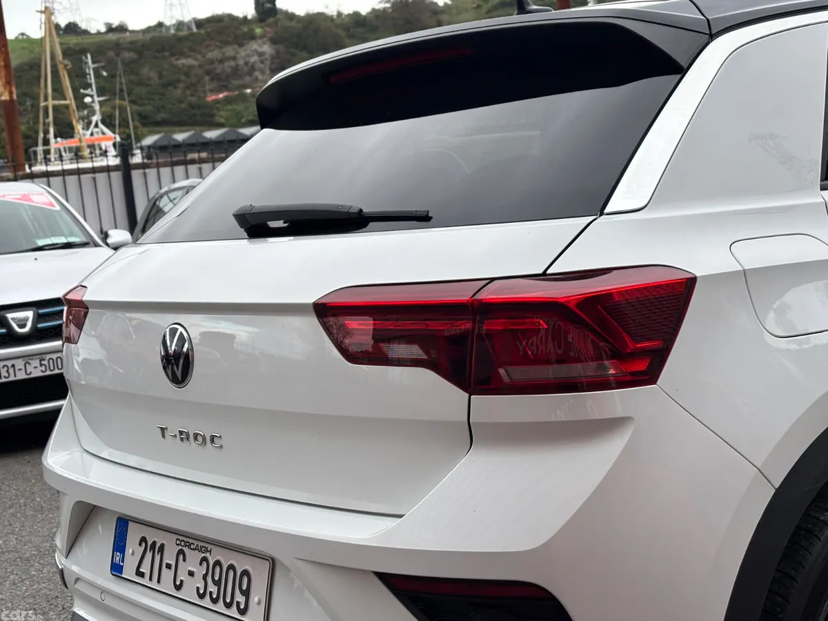 Volkswagen T-Roc SUV, Petrol, 2021, White
