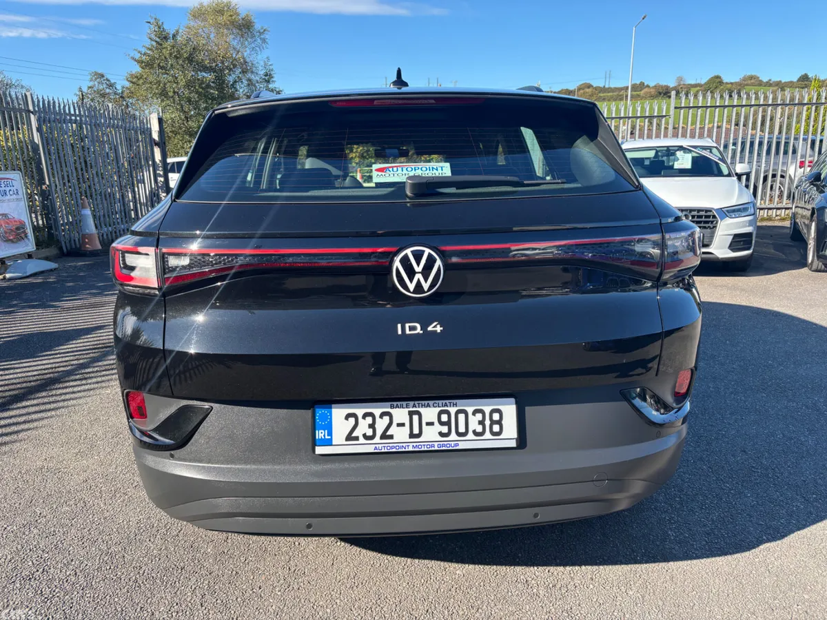 Volkswagen ID.4 SUV, Electric, 2023, Black