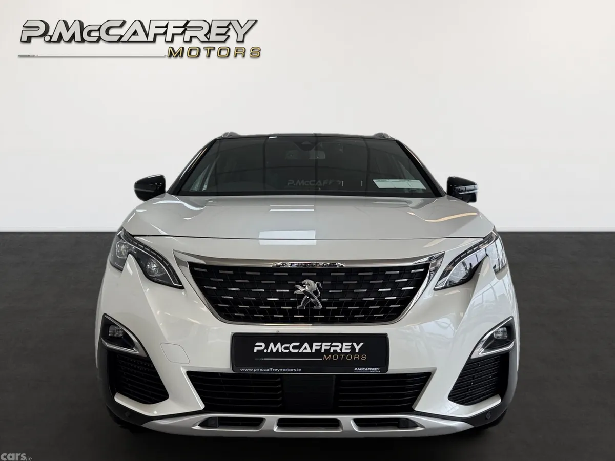 Peugeot 5008 MPV, Diesel, 2020, White