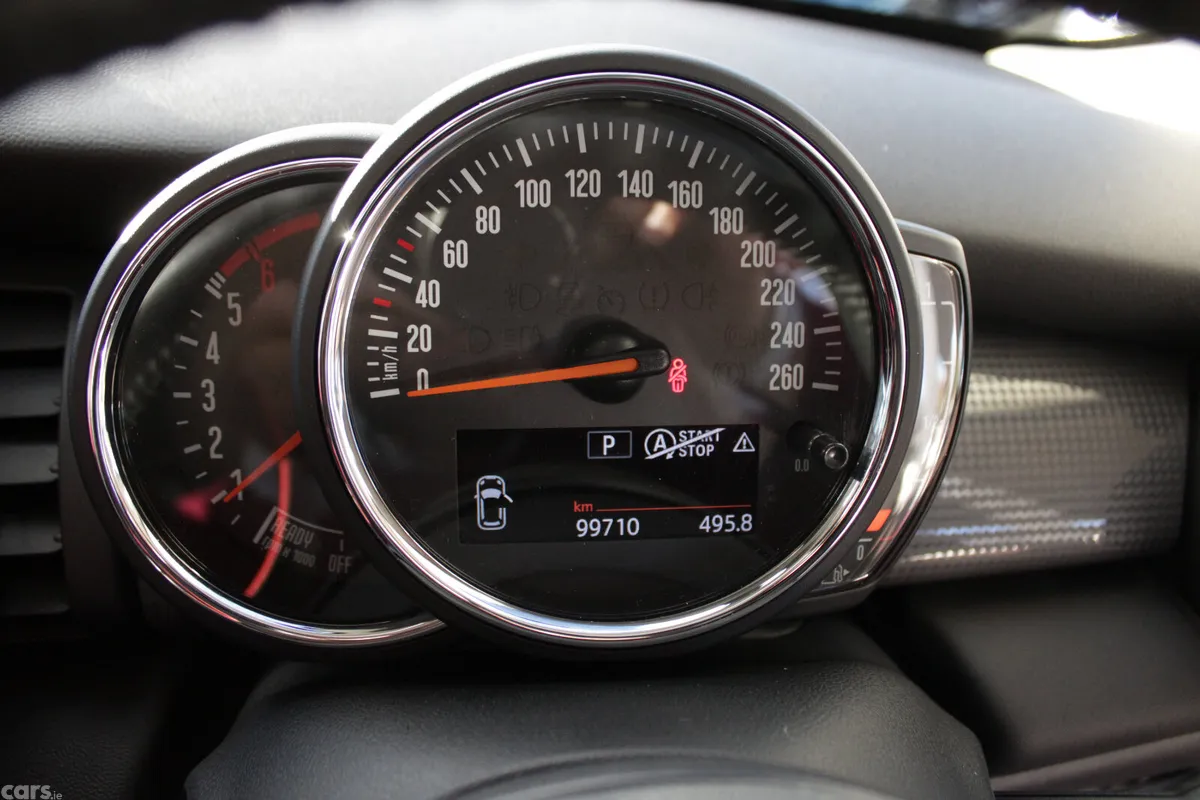 Mini Cooper Hatchback, Diesel, 2018, Silver