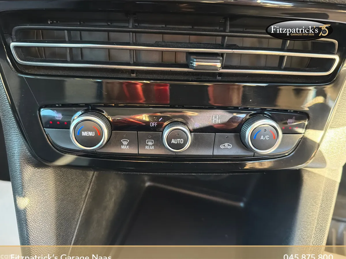 Opel Mokka SUV, Petrol, 2024, Grey