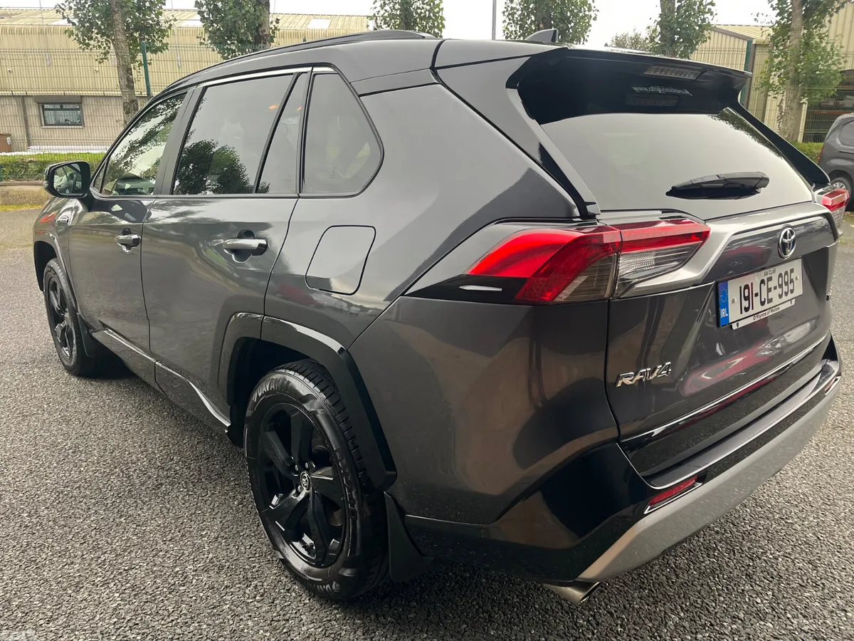 Toyota RAV4 SUV, Petrol Hybrid, 2019, Grey