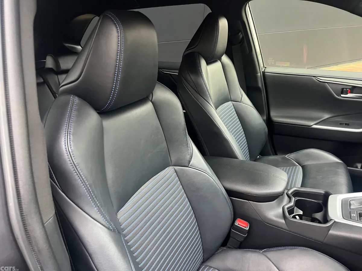 Toyota RAV4 SUV, Petrol Hybrid, 2019, Grey
