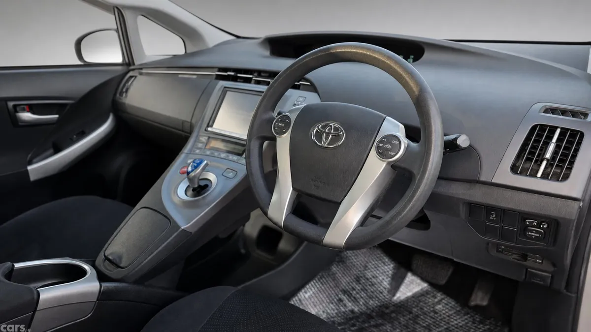 Toyota Prius Hatchback, Petrol Hybrid, 2015, Silver