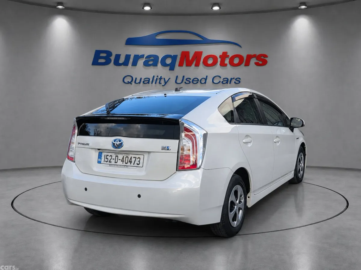 Toyota Prius Hatchback, Petrol Hybrid, 2015, White