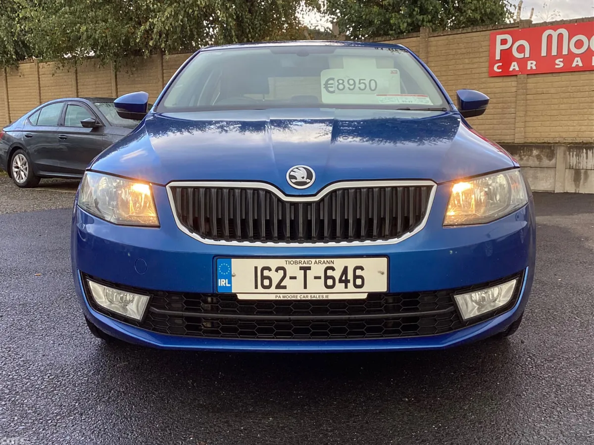 Skoda Octavia Saloon, Diesel, 2016, Blue