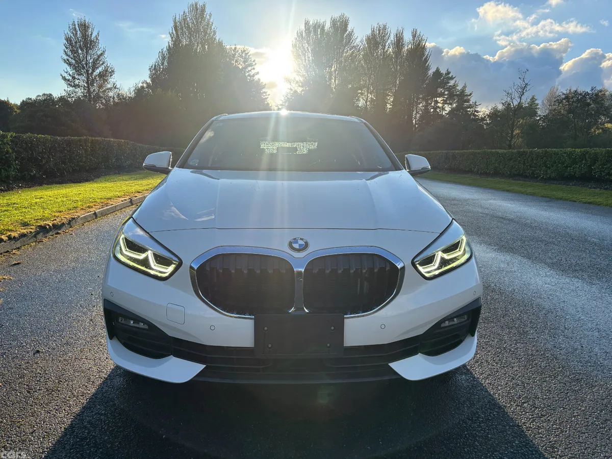 BMW 1-Series Hatchback, Diesel, 2022, White