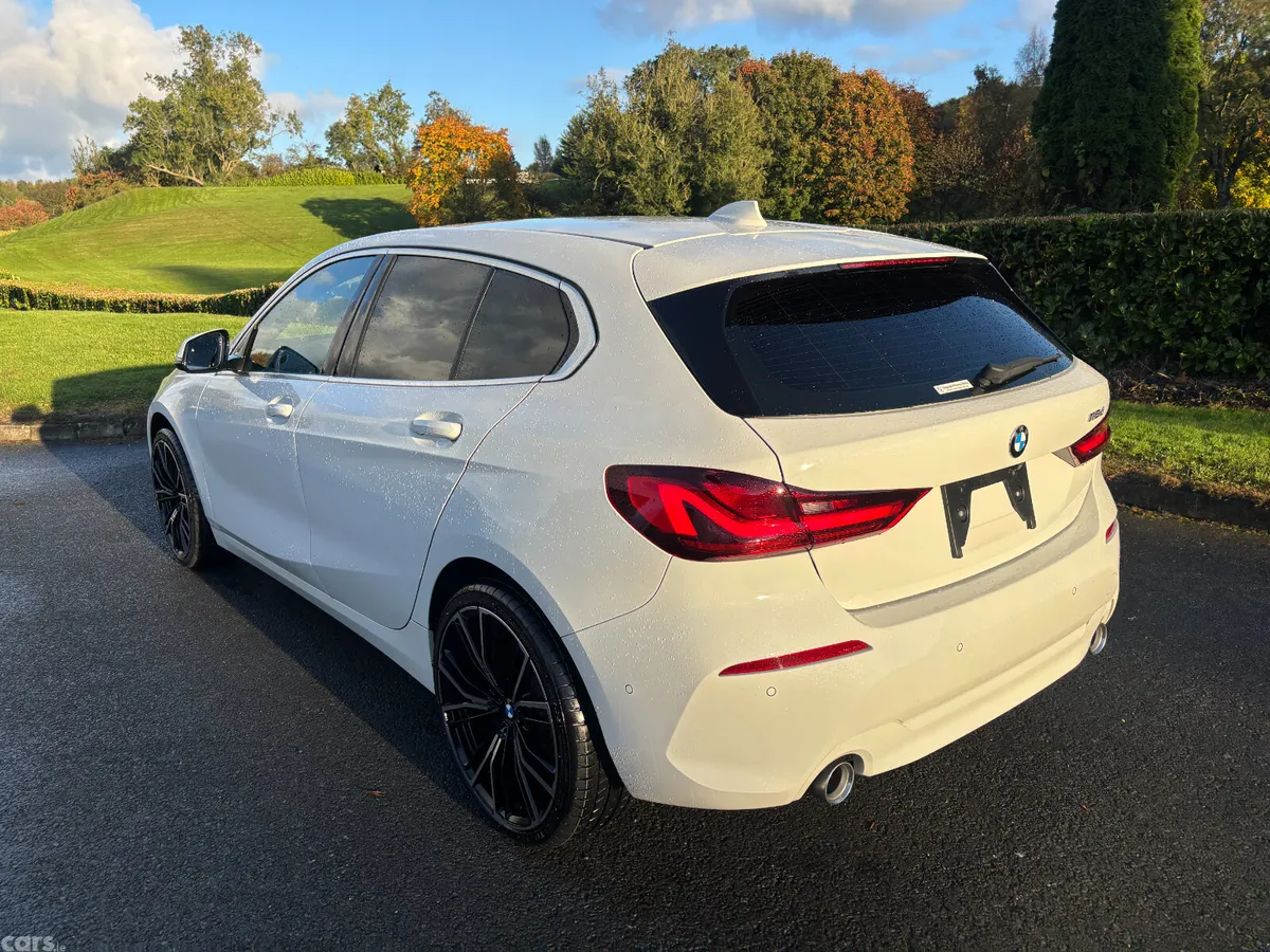 BMW 1-Series Hatchback, Diesel, 2022, White