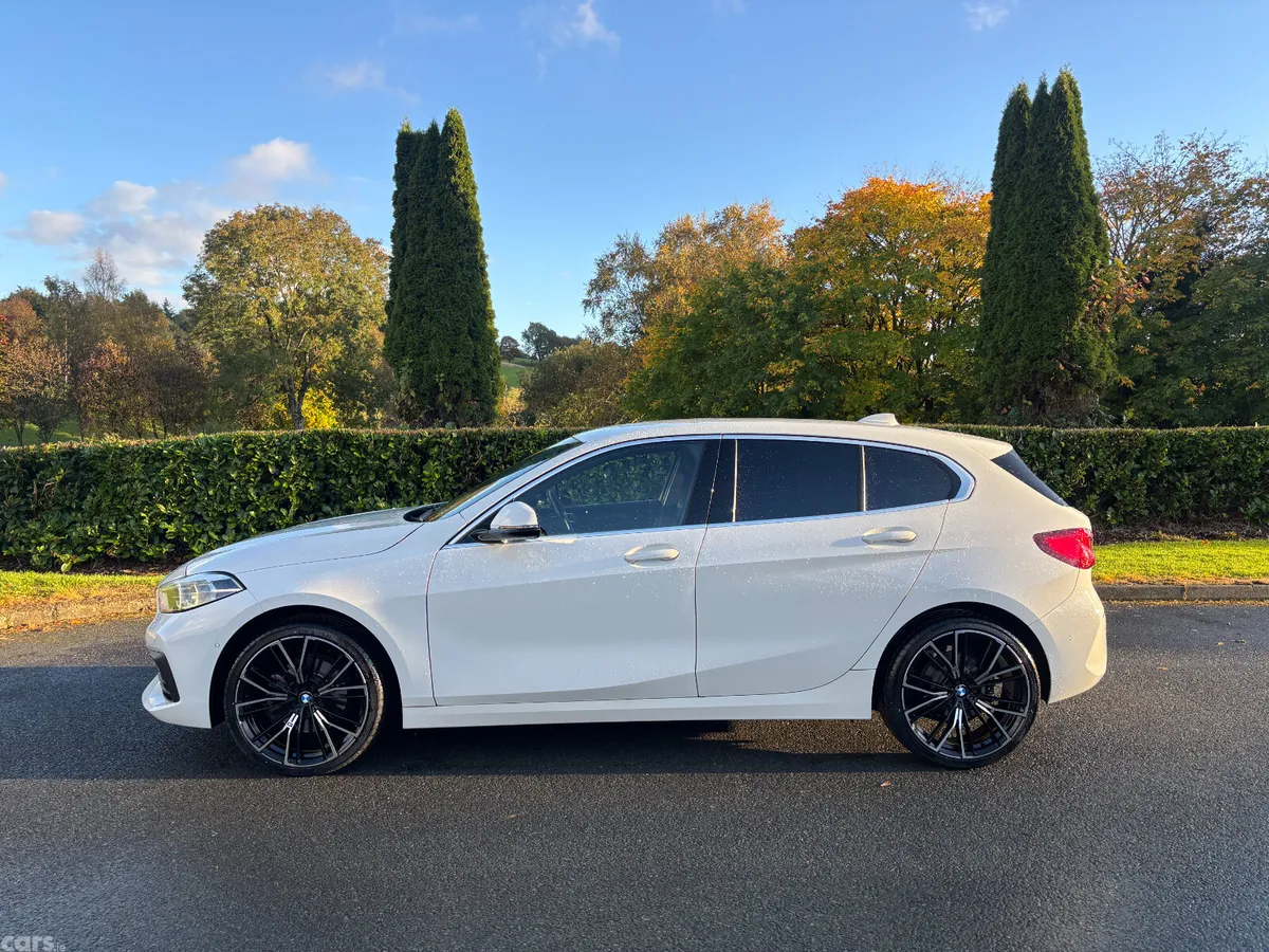 BMW 1-Series Hatchback, Diesel, 2022, White