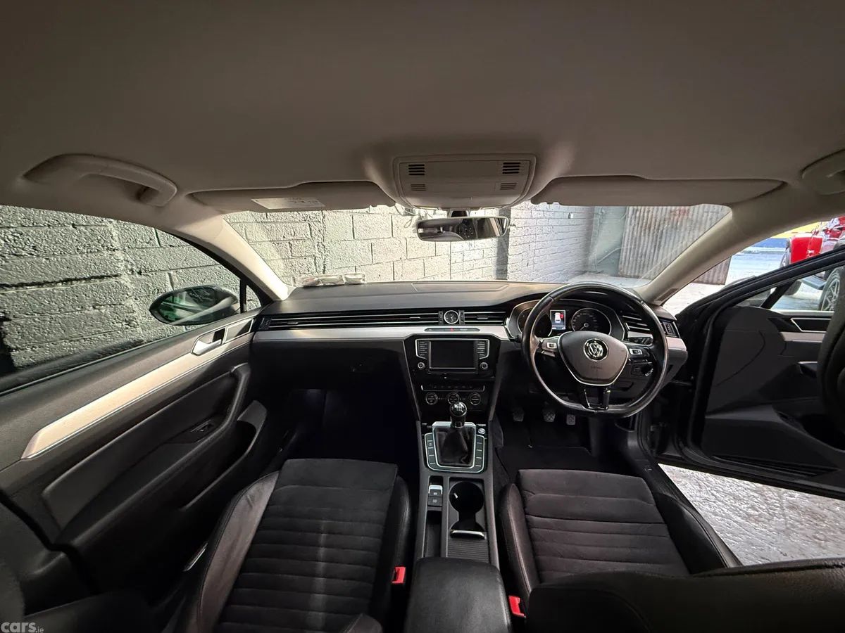 Volkswagen Passat Estate, Diesel, 2015, Grey
