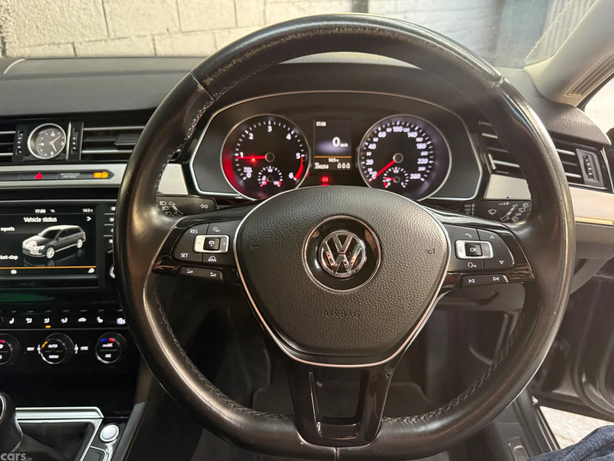 Volkswagen Passat Estate, Diesel, 2015, Grey