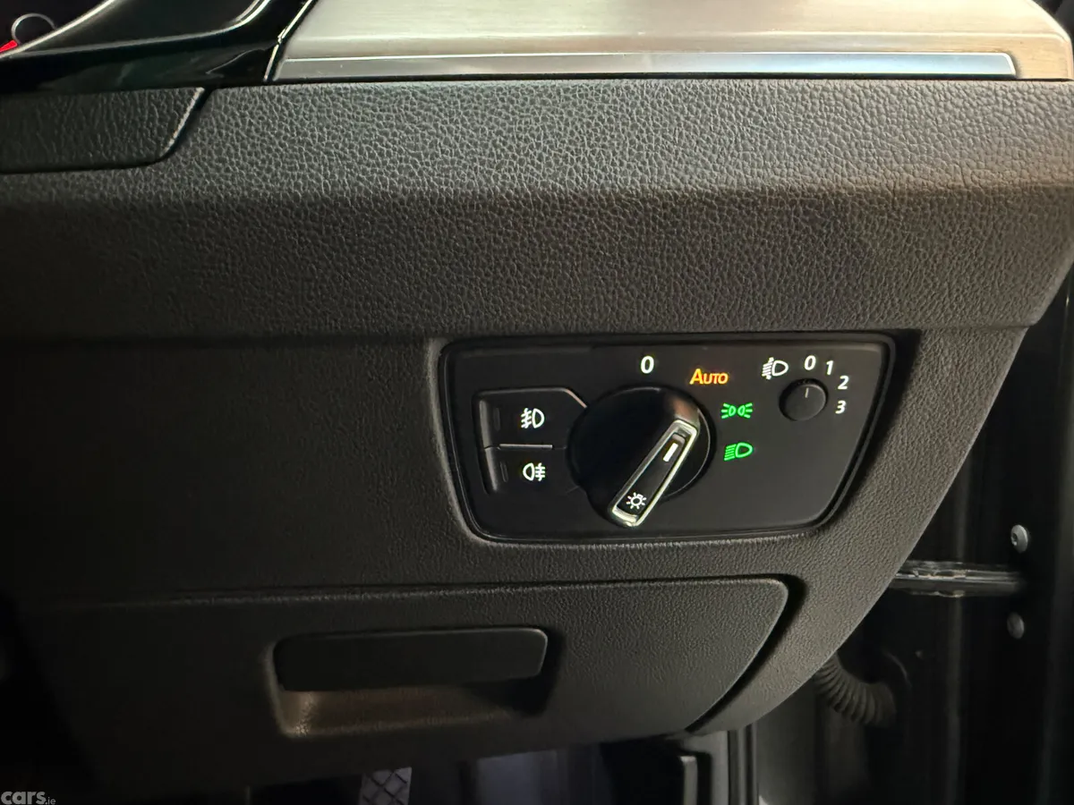 Volkswagen Passat Estate, Diesel, 2015, Grey