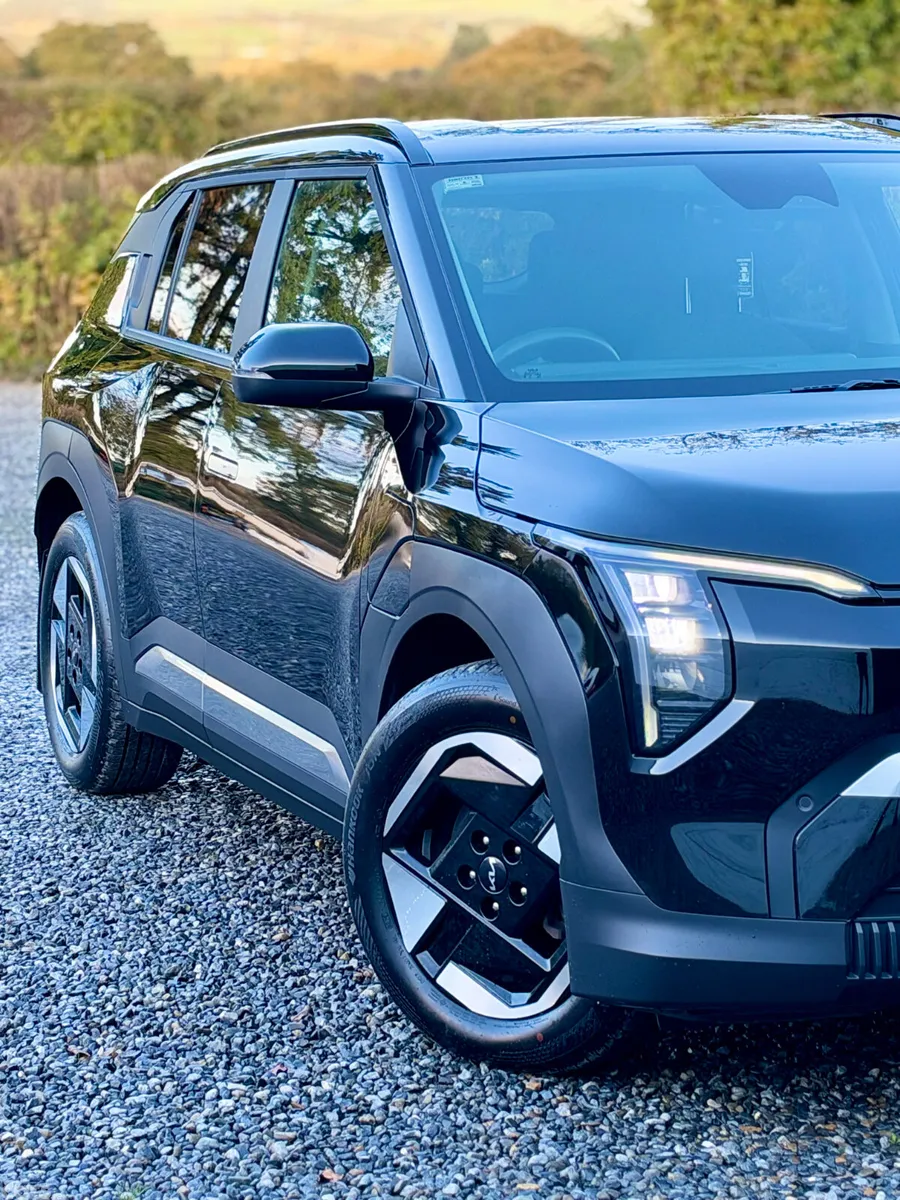 Kia EV3 MPV, Electric, 2025, Black