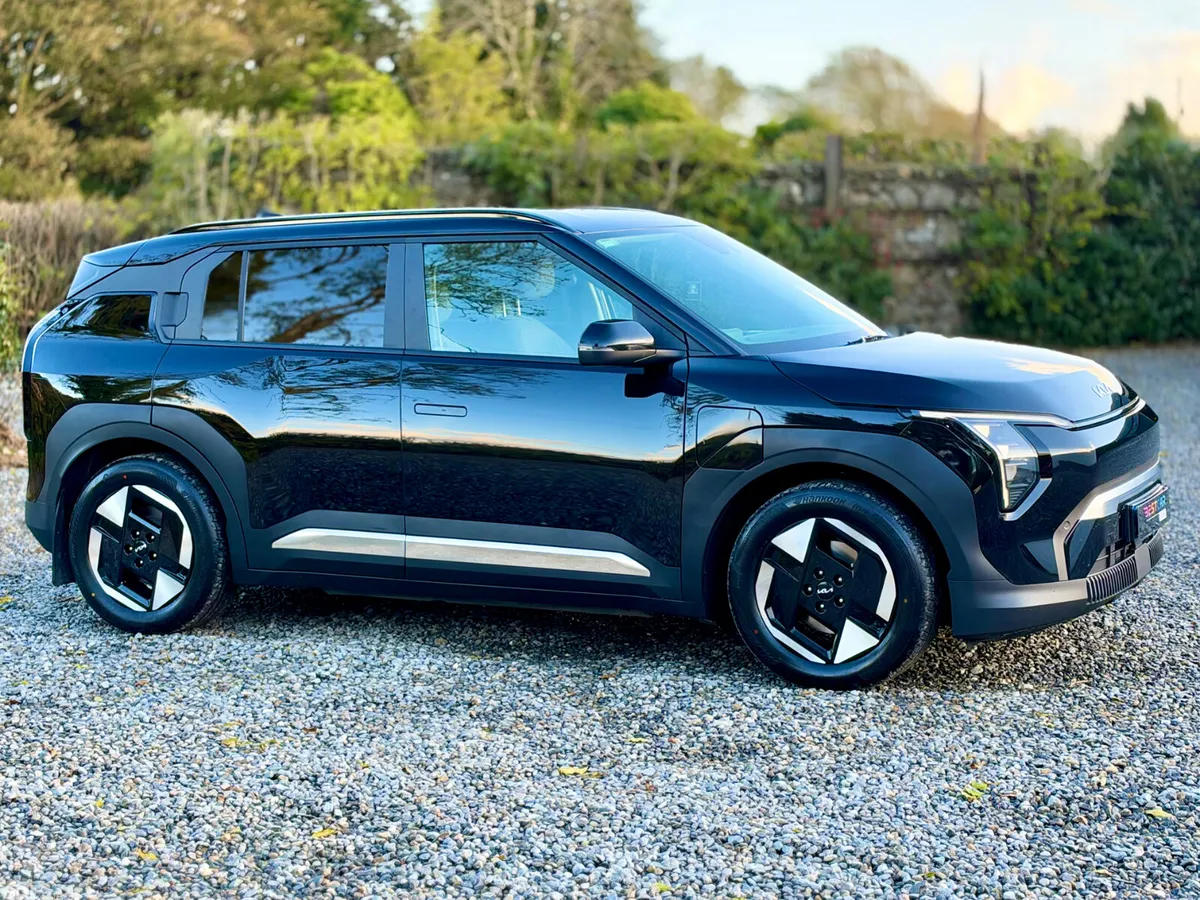 Kia EV3 MPV, Electric, 2025, Black