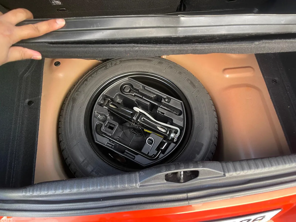 Citroen C3 Hatchback, Petrol, 2017, Red