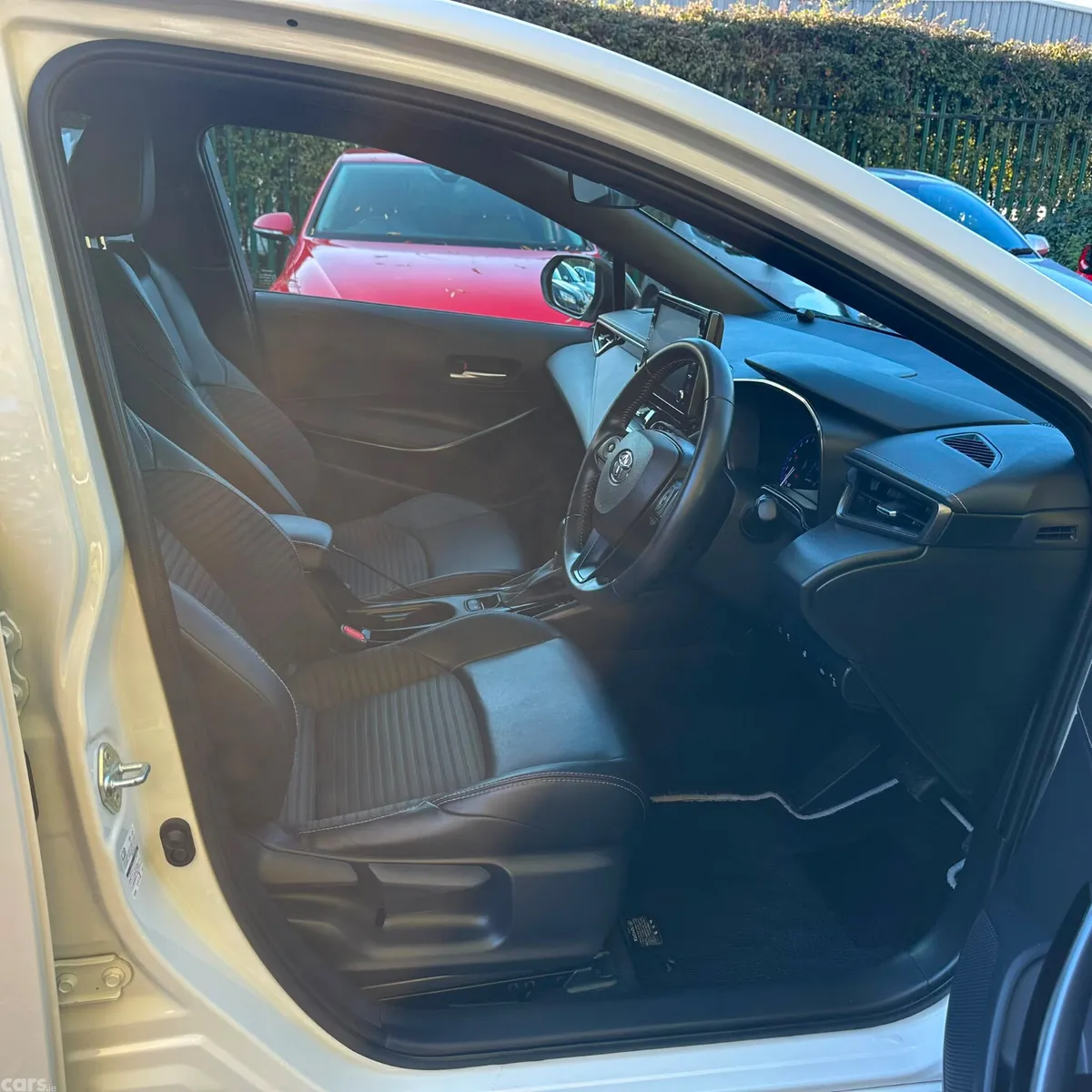 Toyota Corolla Estate, Petrol Hybrid, 2020, White