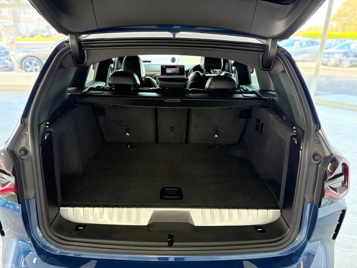 BMW X3 SUV, Petrol Hybrid, 2023, Blue