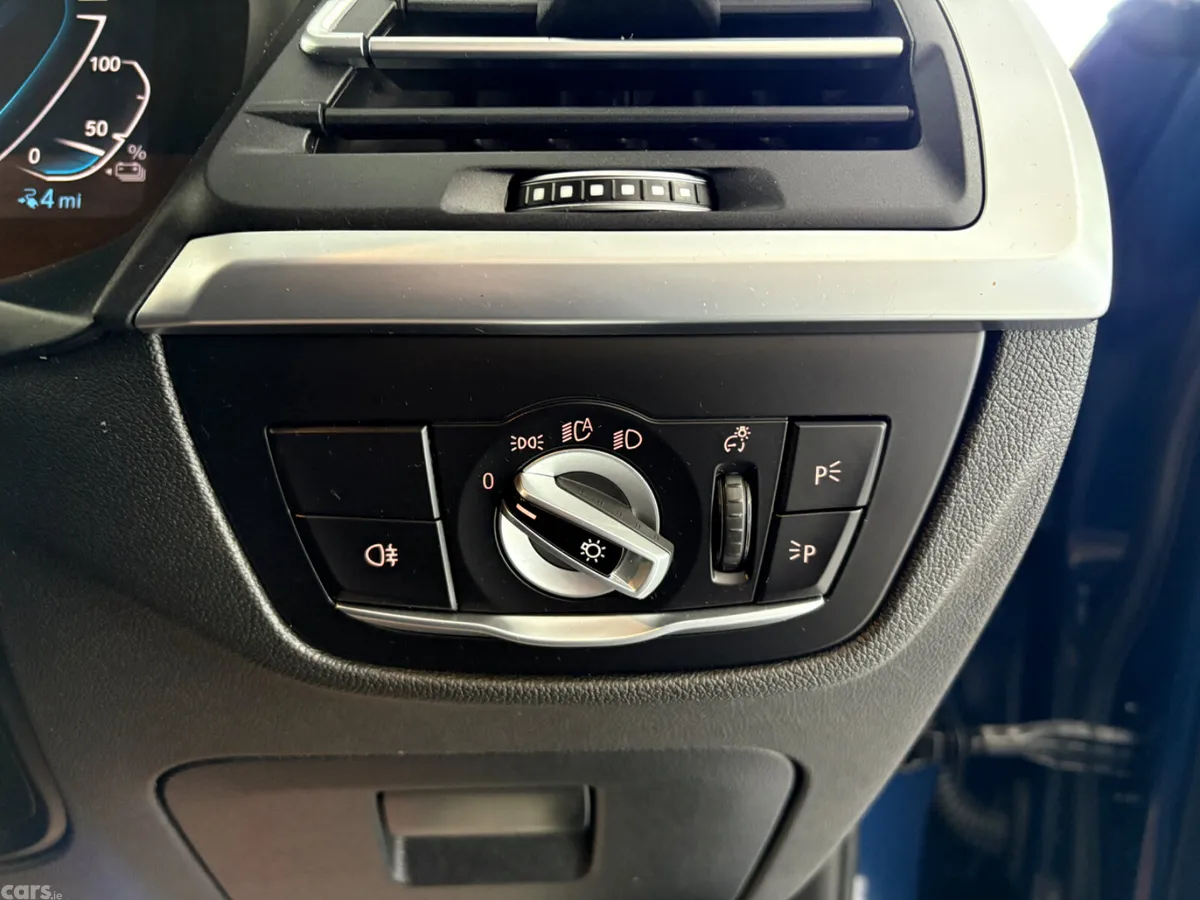 BMW X3 SUV, Petrol Hybrid, 2023, Blue