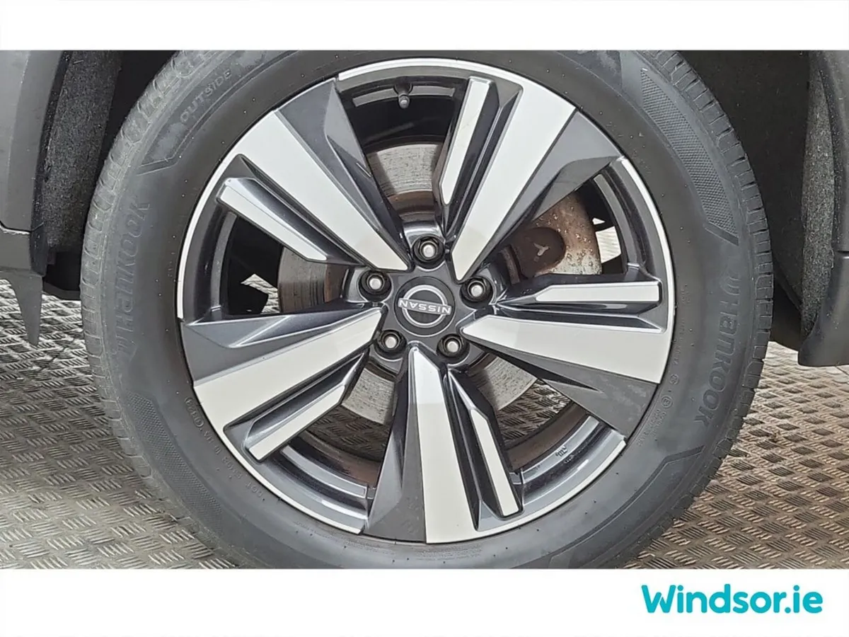 Nissan X-Trail SUV, Petrol, 2024, Red