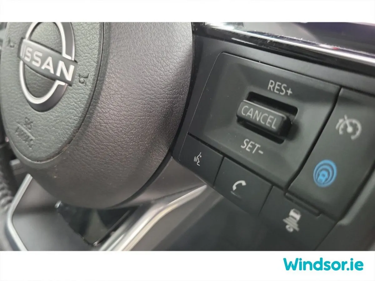 Nissan X-Trail SUV, Petrol, 2024, Red