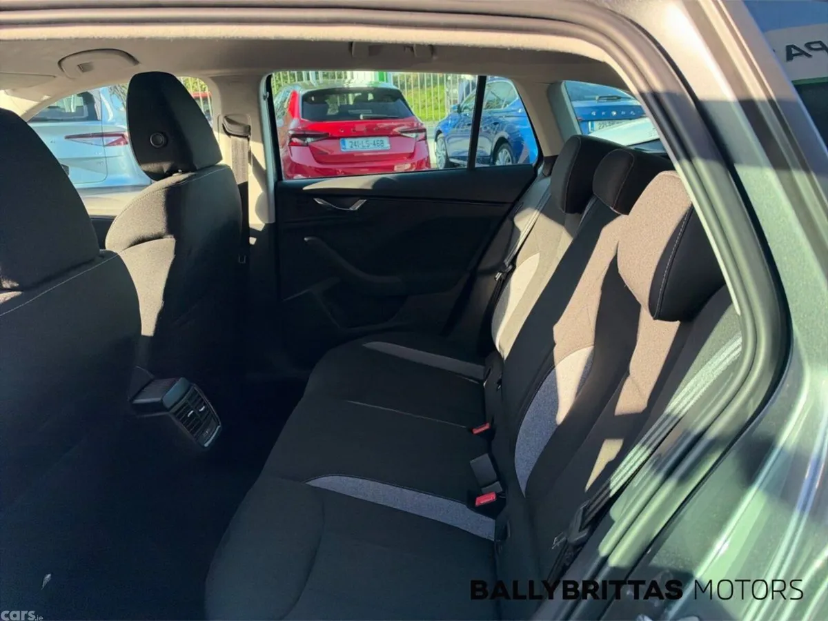 Skoda Scala Hatchback, Petrol, 2025, Grey