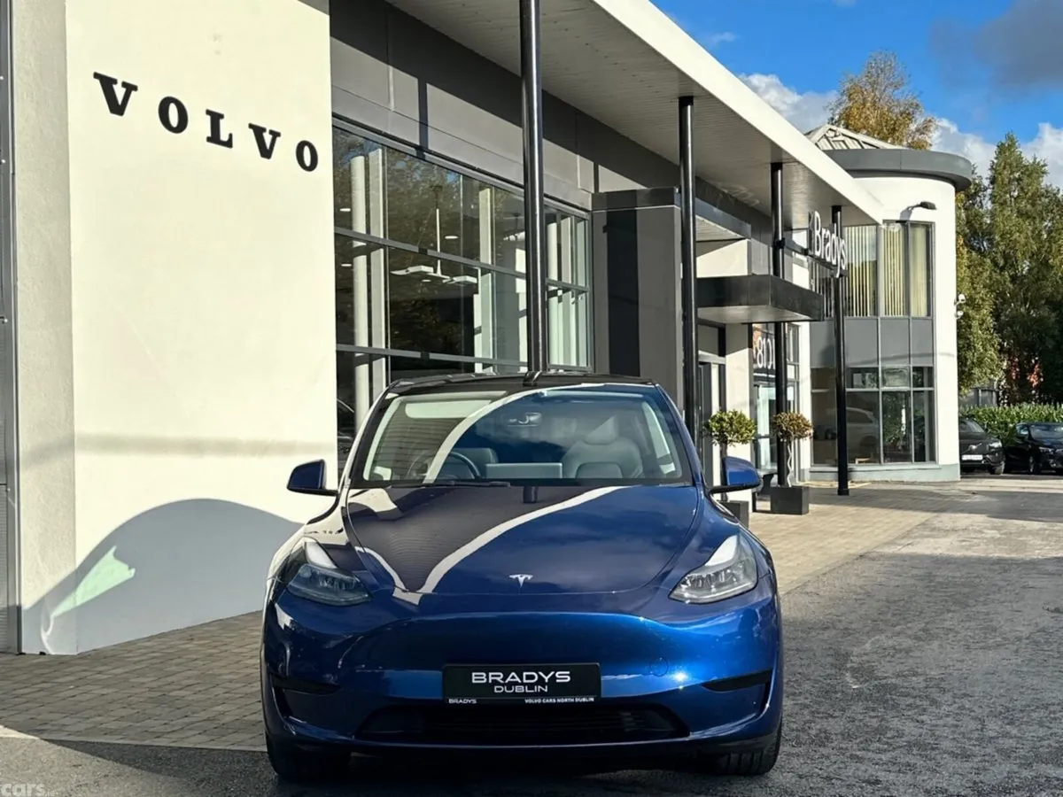 Tesla Model Y MPV, Electric, 2023, Blue