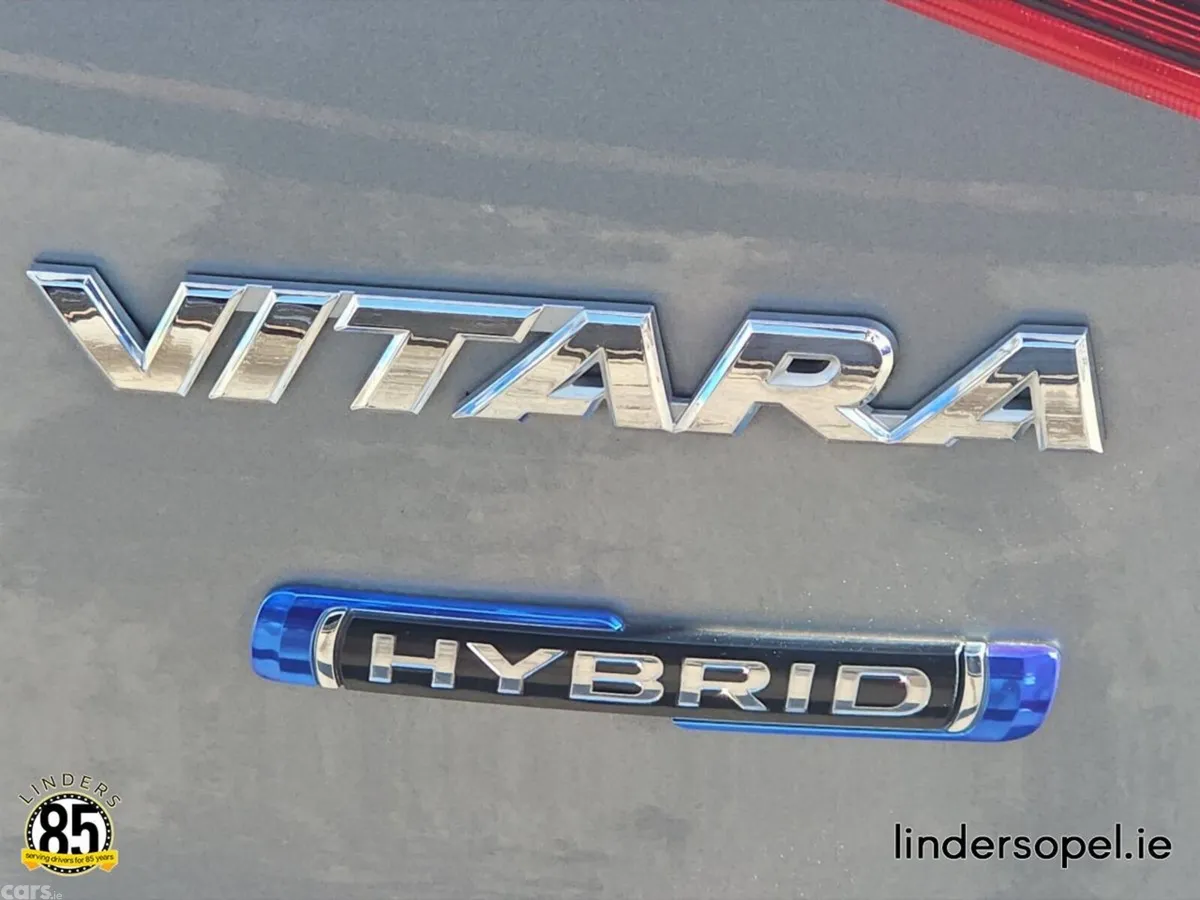Suzuki Vitara SUV, Petrol Hybrid, 2023, Grey