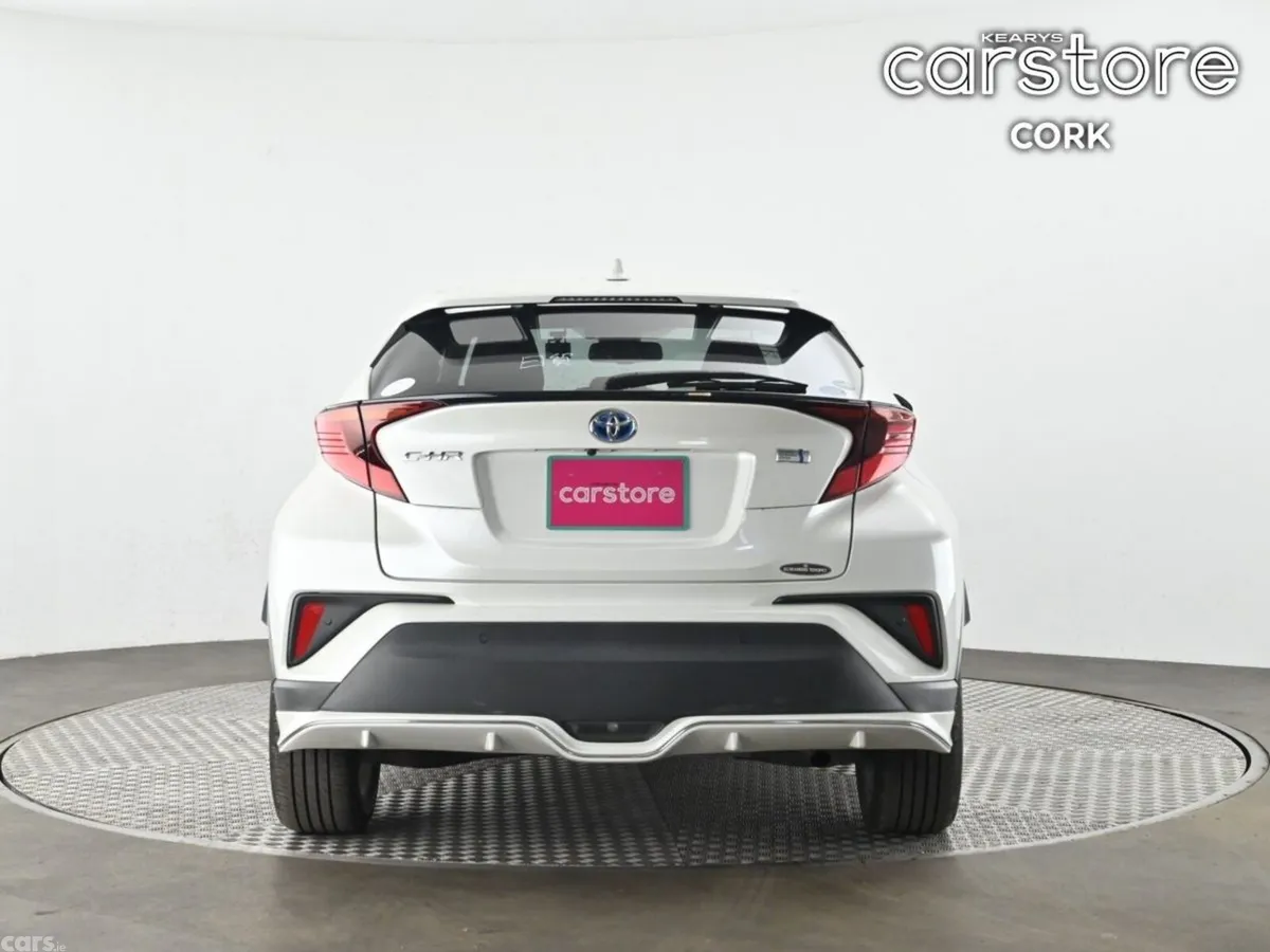Toyota C-HR SUV, Petrol Hybrid, 2019, White